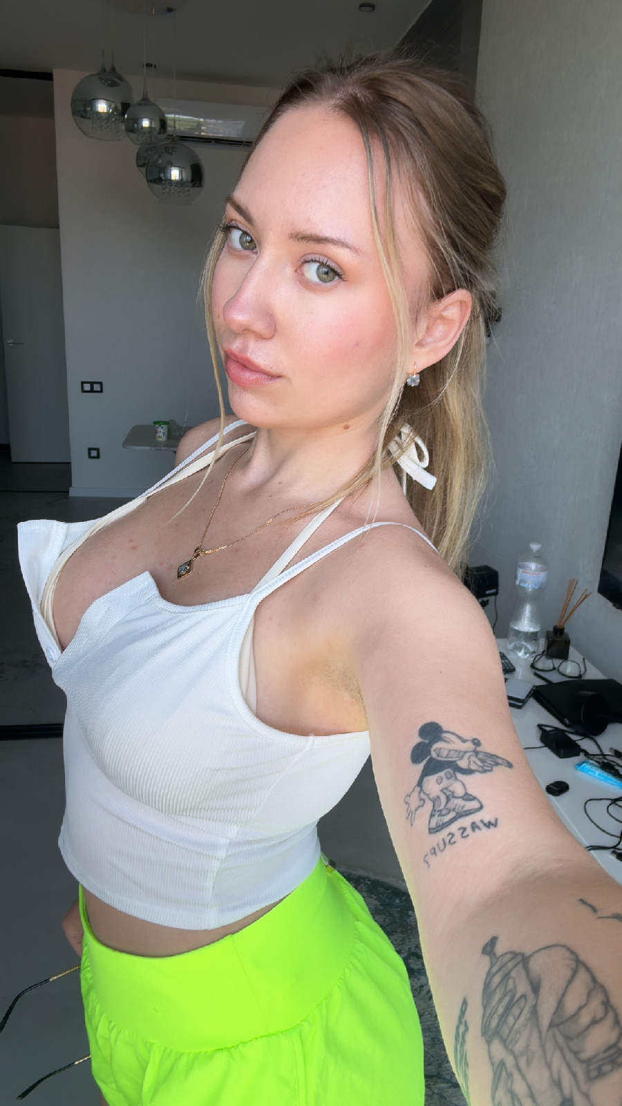 KateV in her underwear in Bakoor